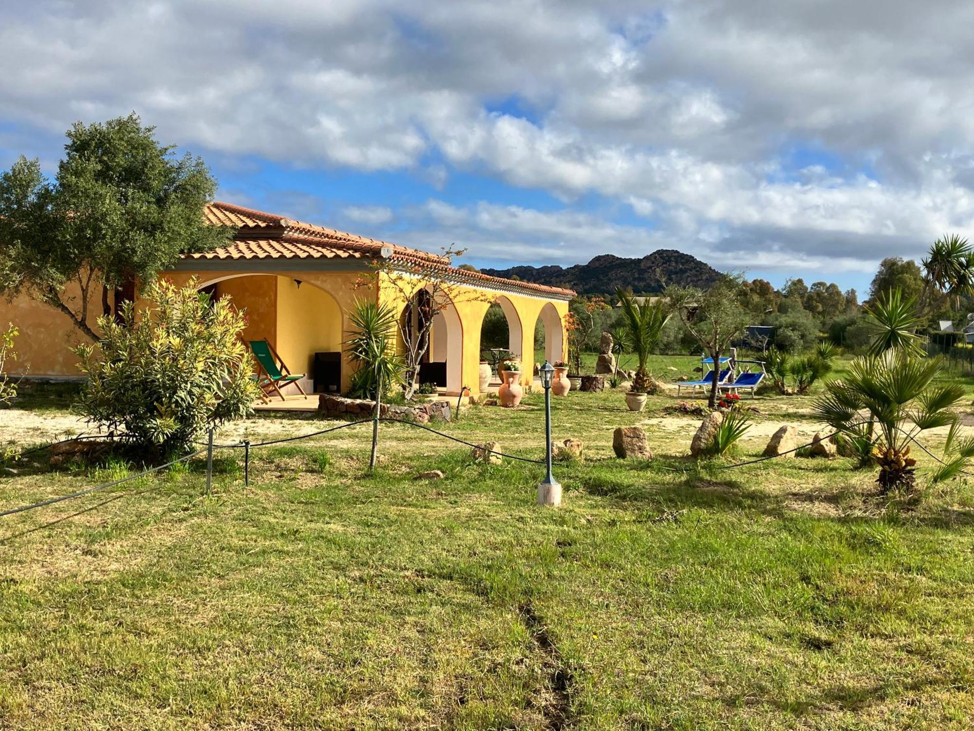 Villa Grecale Cala Liberotto Eksteriør bilde